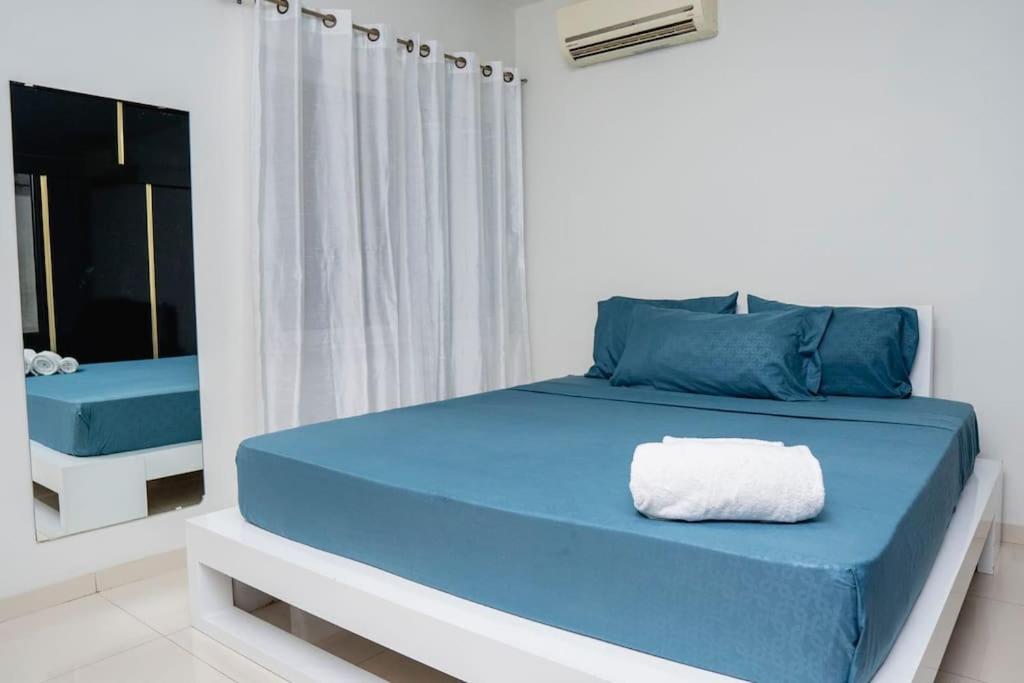 And Modern With King Size Bed *